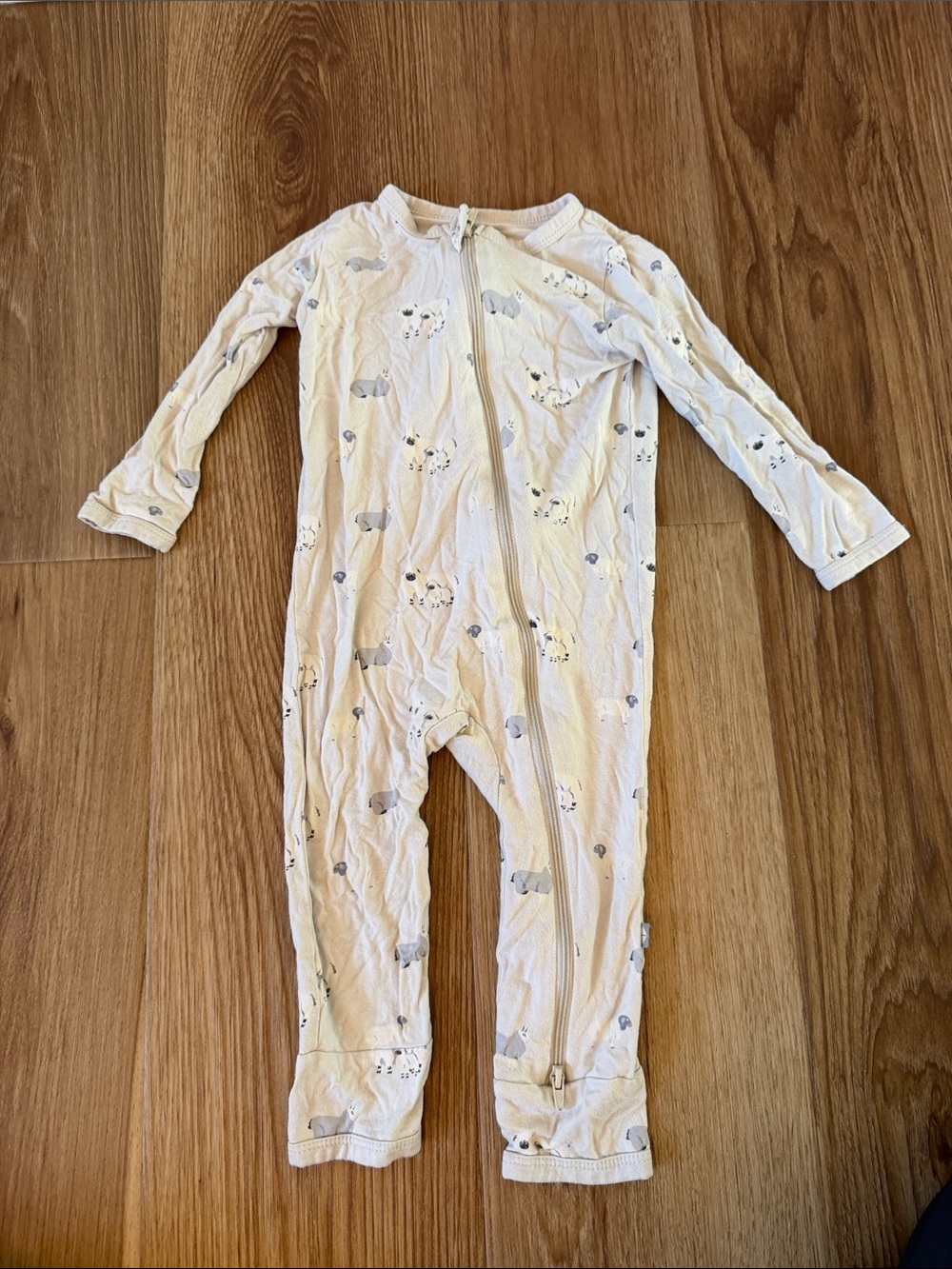 Kyte BABY Cream One-Piece Footless Zip Pajamas with Gray Animal Print
